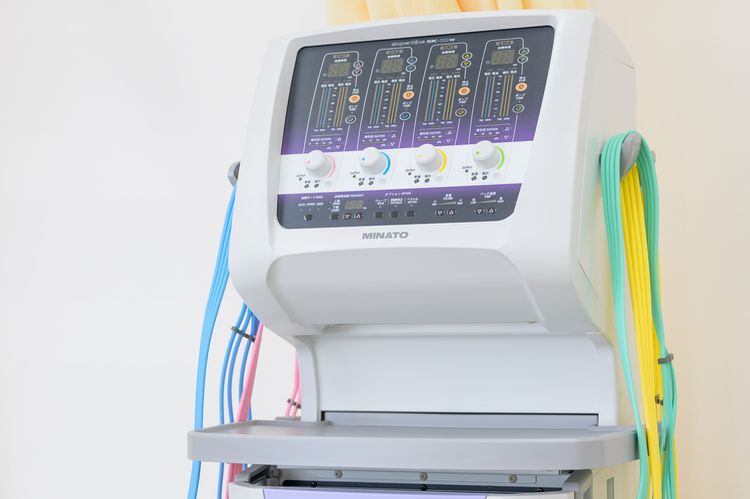 干渉低周波治療器